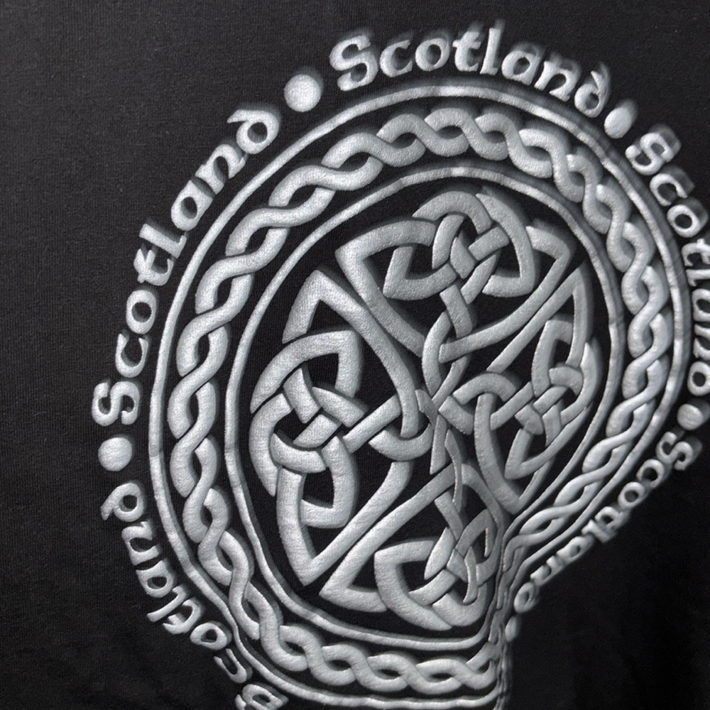 Scotland T-shirt unisex shirt 22” PTP 28” length black silver medium - Picture 2 of 6